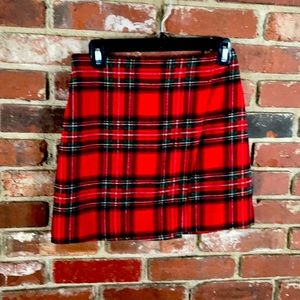 Hollister plaid skirt size small